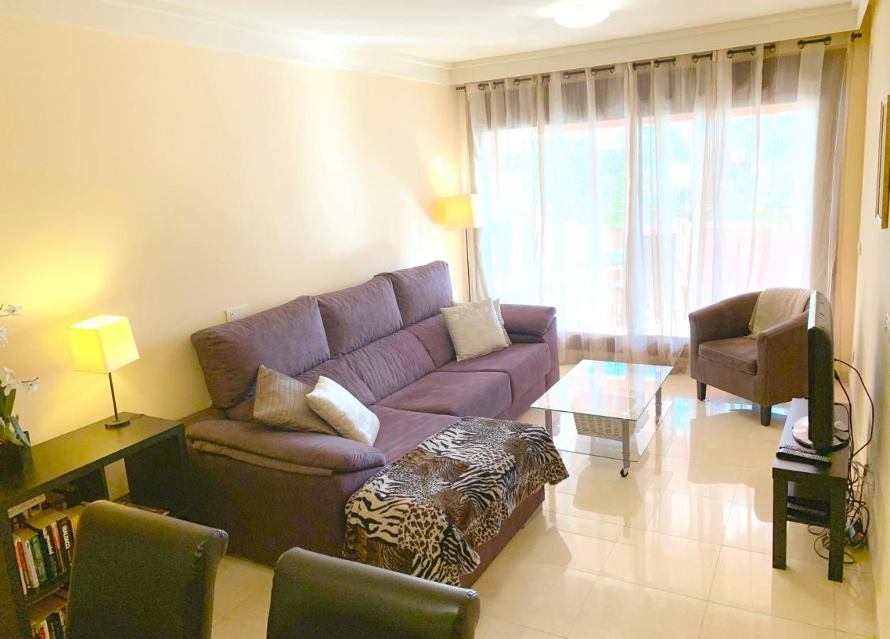 Salinas. Apartment For 4. Terrace/Parking/Pools/Gym/4Mins Beach 埃斯特波纳 外观 照片