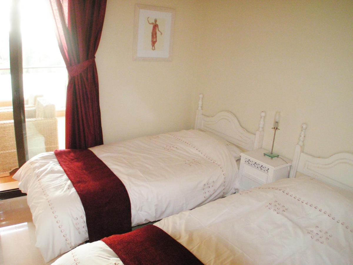 Salinas. Apartment For 4. Terrace/Parking/Pools/Gym/4Mins Beach 埃斯特波纳 外观 照片