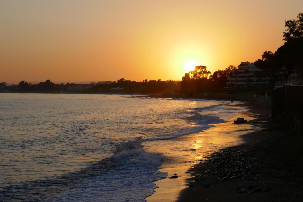 Salinas. Apartment For 4. Terrace/Parking/Pools/Gym/4Mins Beach 埃斯特波纳 外观 照片